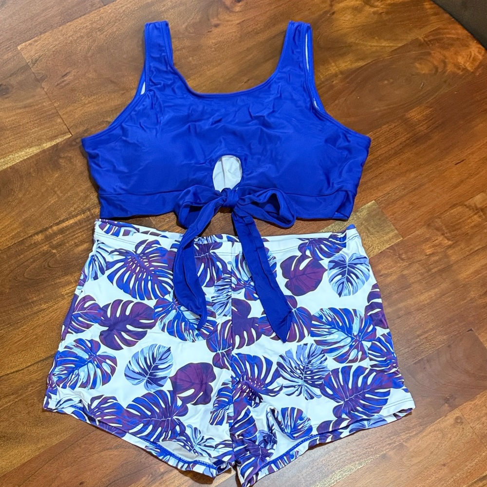 SHEIN Blue Tropical Leaf Tankini Set